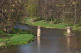 Park Mużakowski, Łęknica, lista światowego dziedzictwa UNESCO, rzeka Nysa Łużycka, widok ze strony polskiej, Filary Mostu Angielskiego