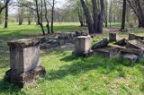 Park Mużakowski, Łęknica, lista światowego dziedzictwa UNESCO Grób Nieznajomego w parku po stronie polskiej