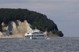 kredowe klify na wyspie Rugia, Park Narodowy Jasmund, Niemcy, statek wycieczkowy z Sassnitz