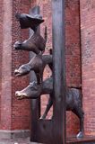 Ryga, rzeźba zwierząt: osioł, pies, kot i kogut, Stare Miasto, Łotwa