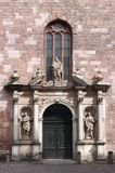 Ryga, wejście do kościoła św. Piotra, Sv. Peterbaznica, portal, Stare Miasto, Łotwa