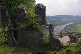 ruiny zamku Sobień, rezerwat Góra Sobień, Bieszczady, rzeka San