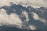 Tatry szczyty w chmurach