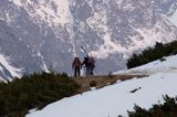 Tatry narciarze tourowi na Królowej Rówień