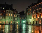 Noc na Rynku Starego Miasta w Warszawie
